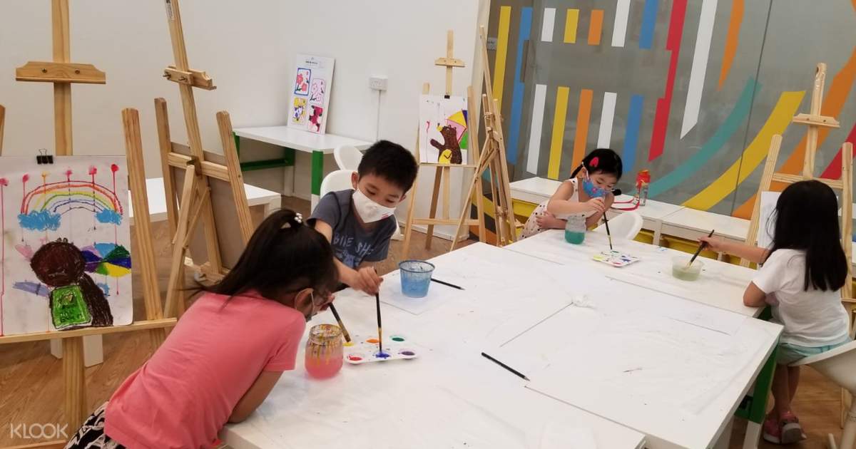Why does the art workshop singapore program is helpful?
